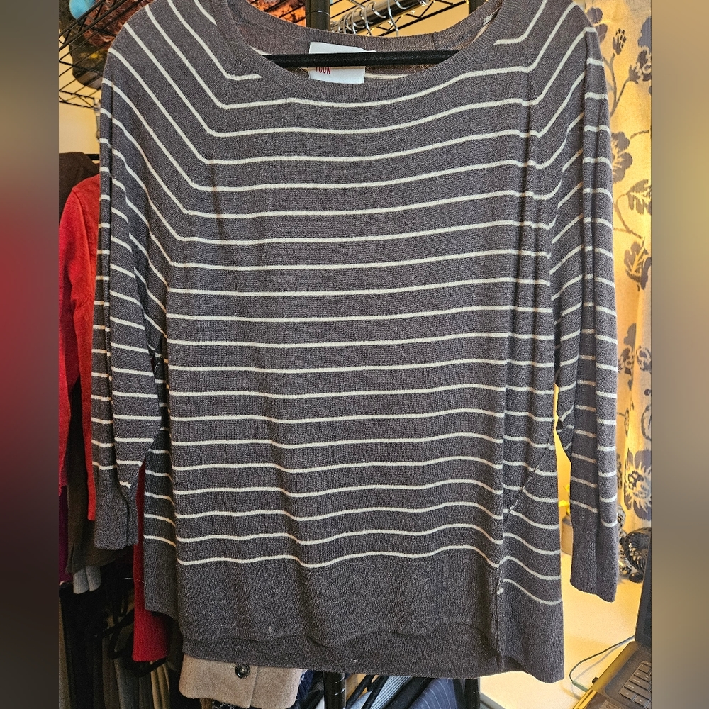 Yoon sweater